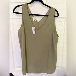 NWT Maurice’s women’s Sleeveless Top size XL sage green